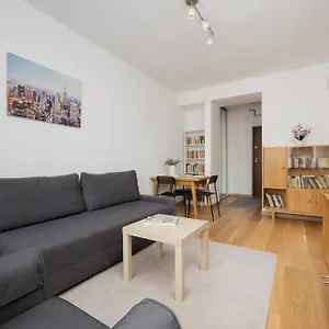 Charming For 4 People Located 650 M From The Old Town Of By Renters Warszawa